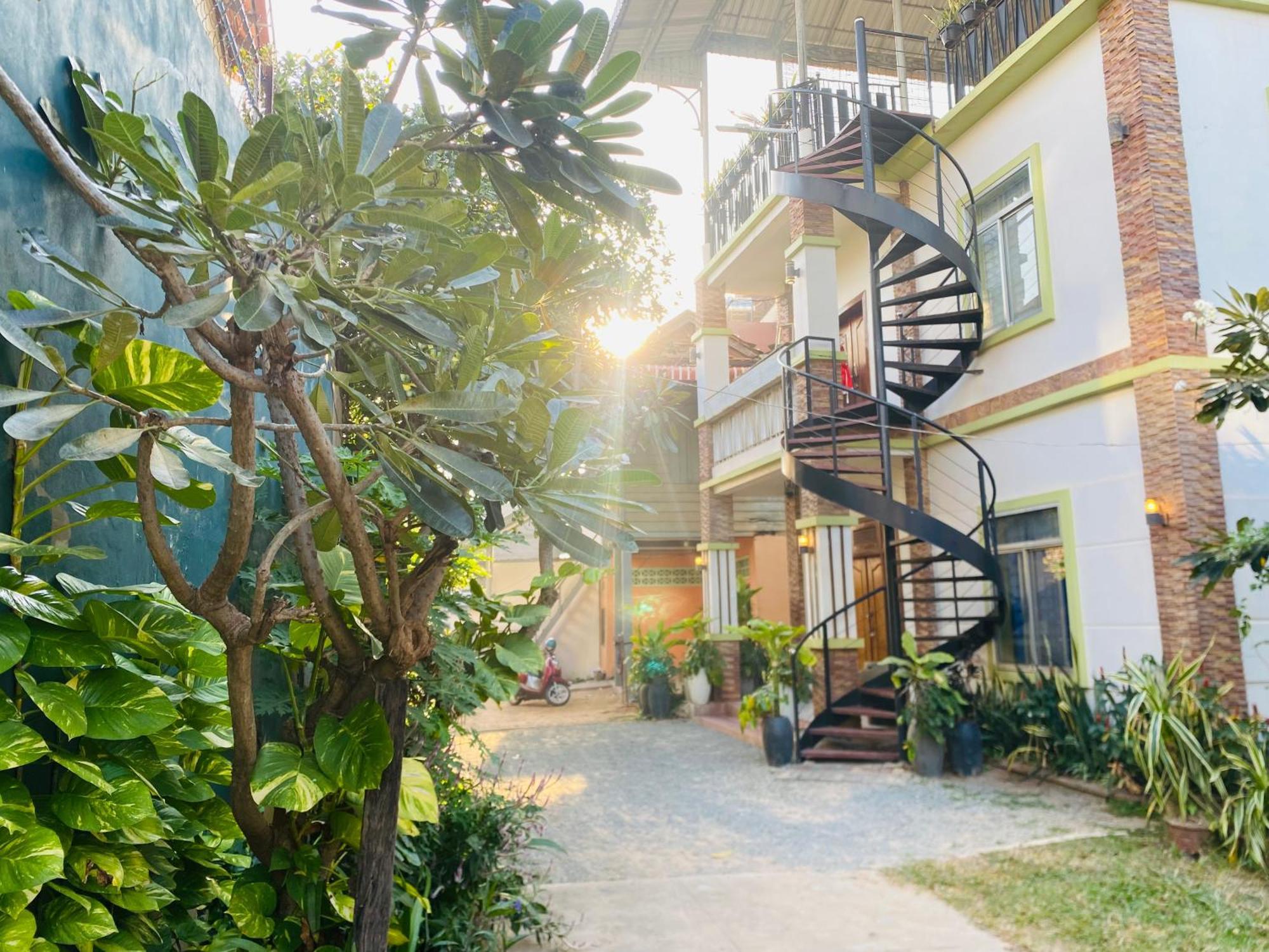 Sophat Villa Siem Reap Buitenkant foto